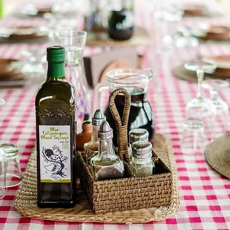 Agriturismo Bio Le Macchie Alte-2